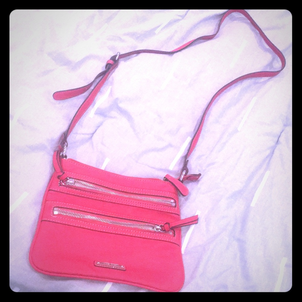 Cute little body cross satchel